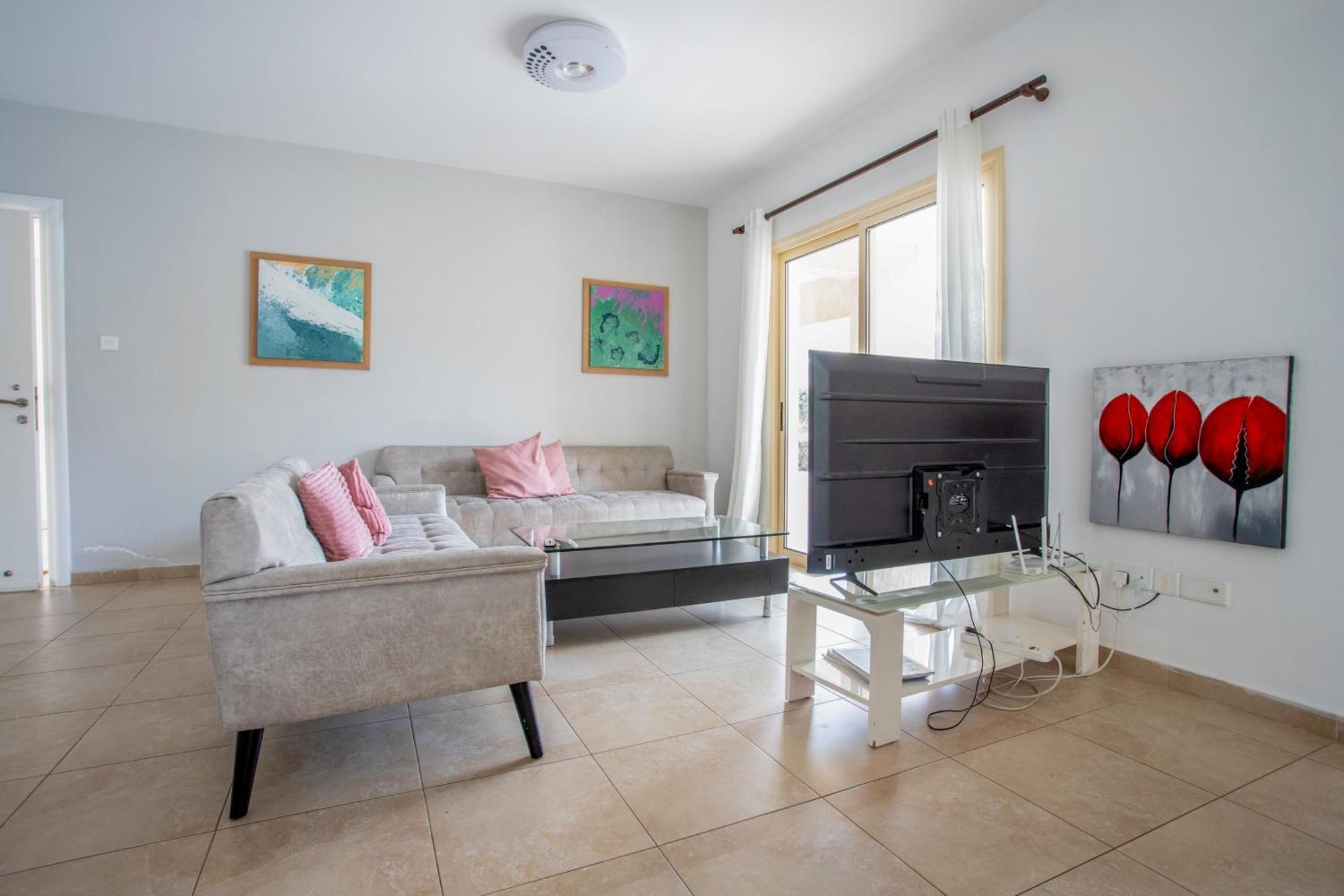 Elysia Park Apartment *